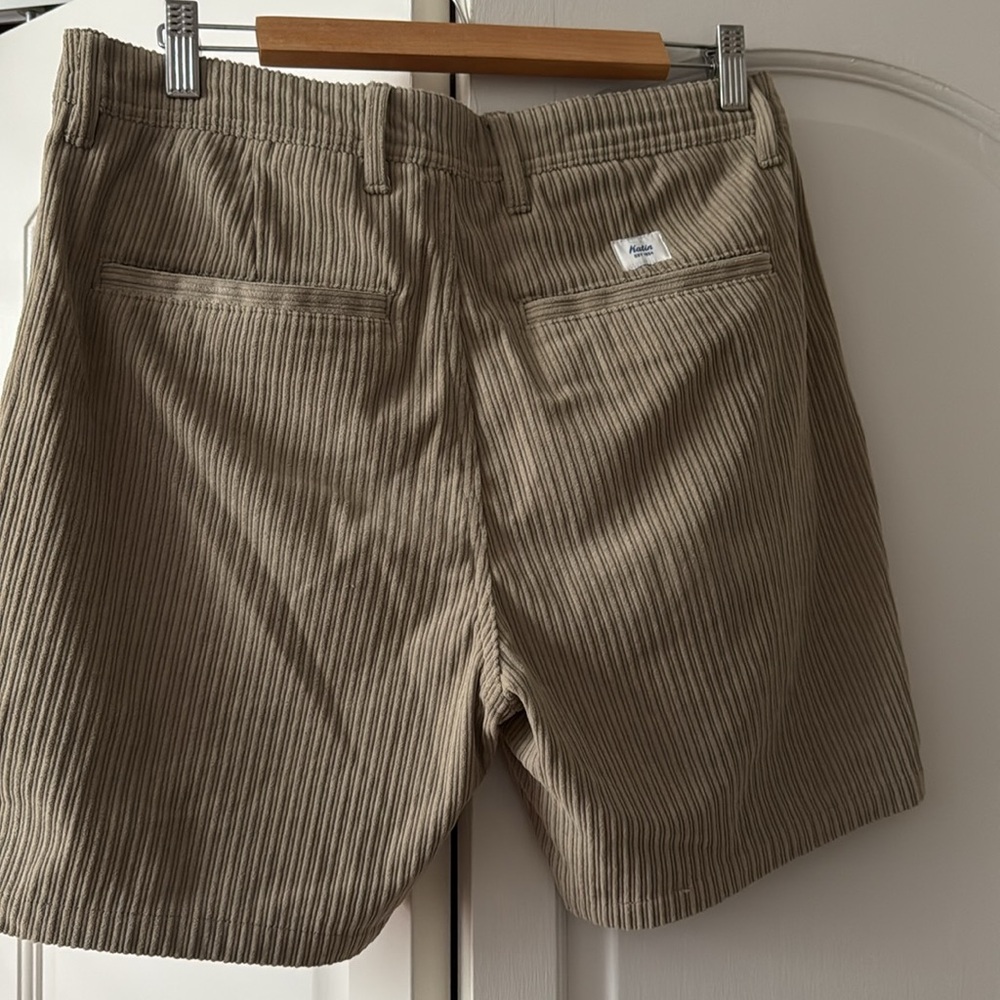 Men’s heavy cord short - Picture 3 of 5